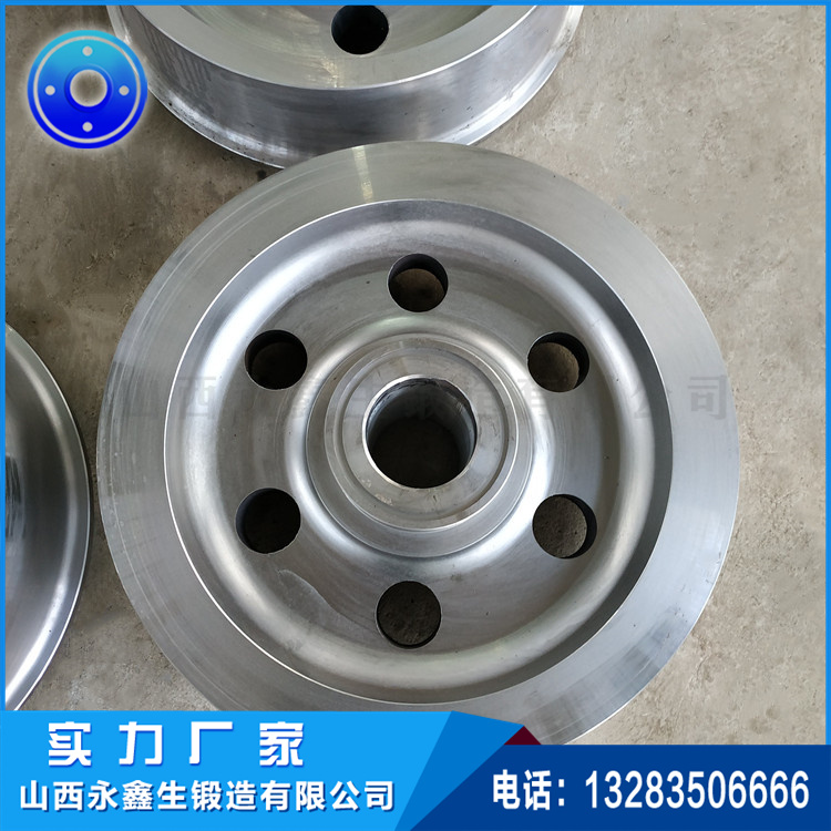 搖臂式堆料機車輪鍛件